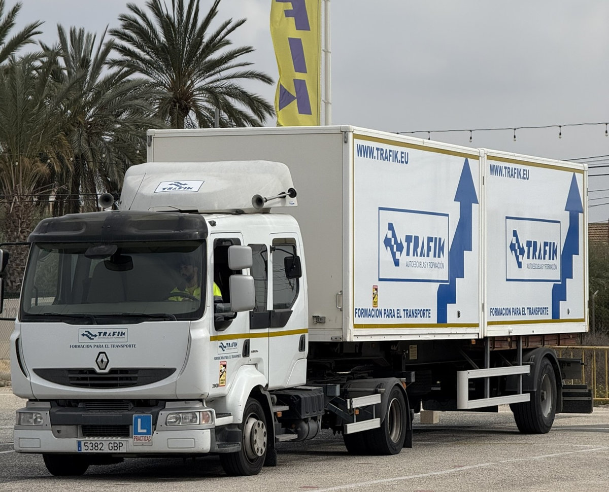 camion y trailer